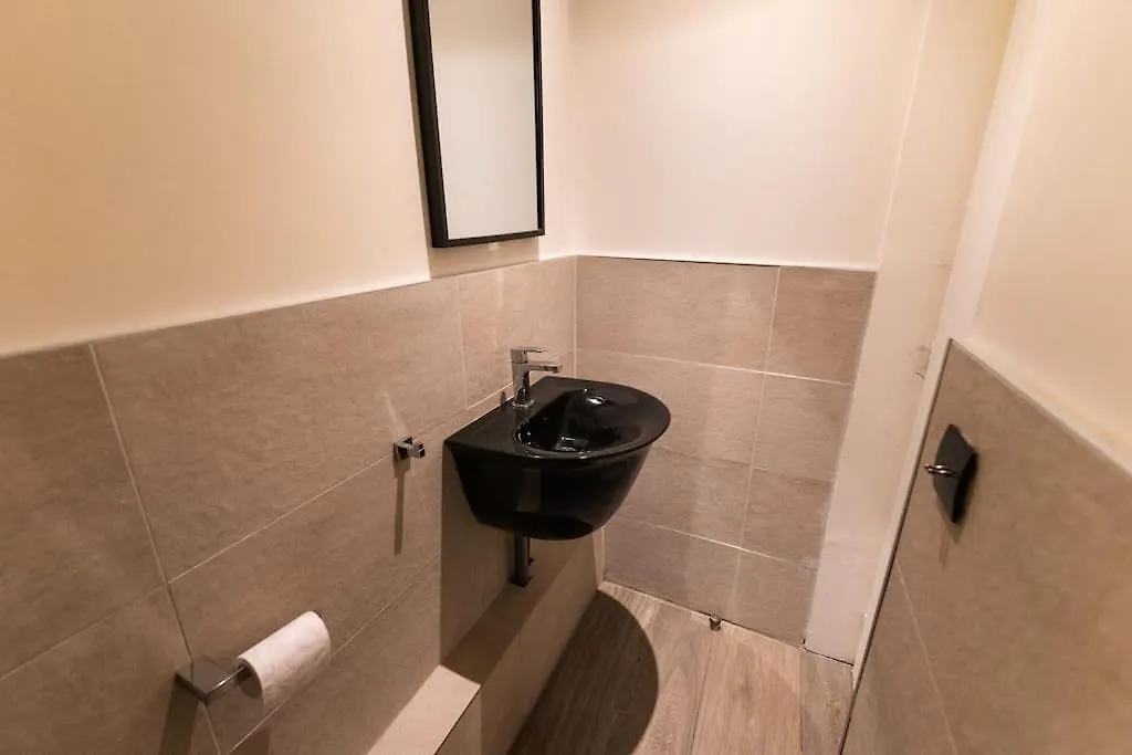 Appartement Place Des Vosges, Marais Bastille Paris 0*,