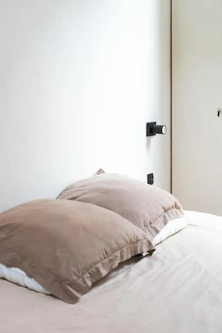 Apartment Appartement Place Des Vosges, Marais Bastille Paris