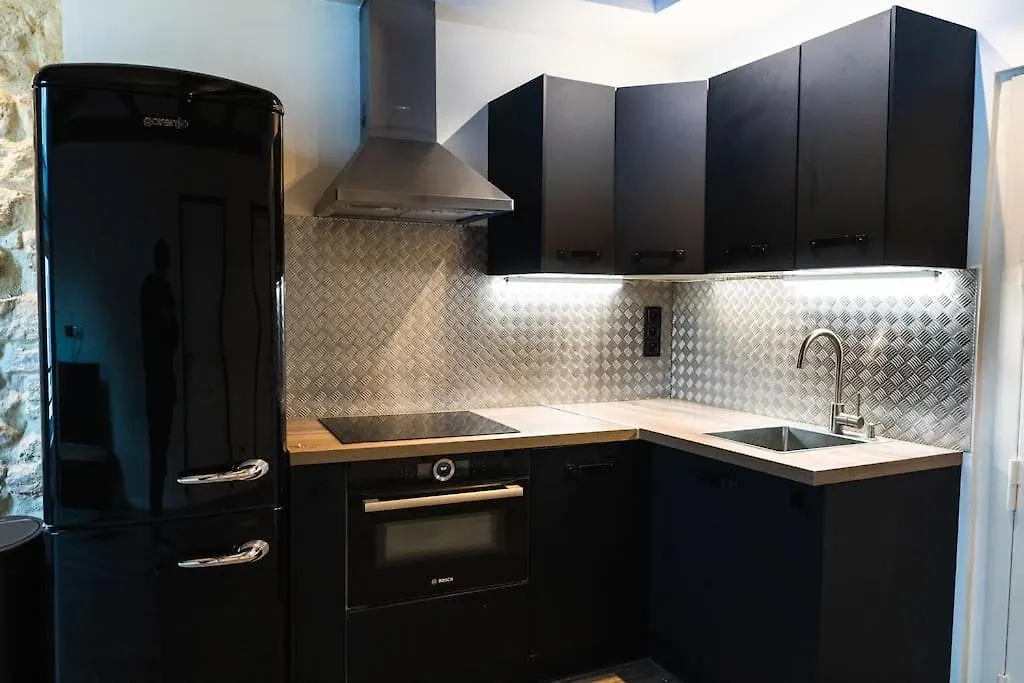 Apartment Appartement Place Des Vosges, Marais Bastille Paris
